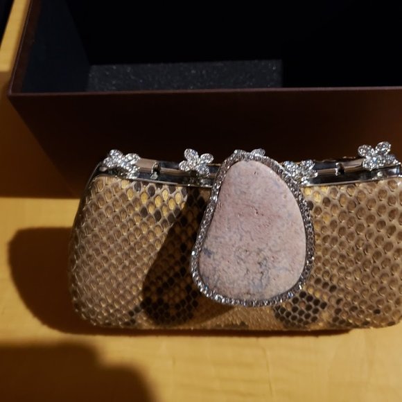 Edidi snakeskin clutch handbag - Picture 3 of 9